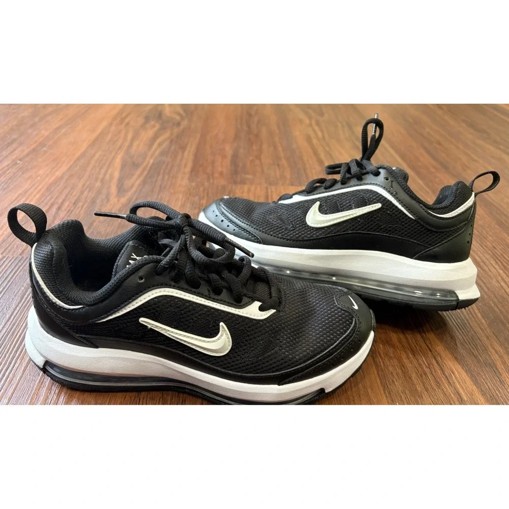 Nike Air‎ Max Womens Size 6 Black White Casual Sneaker CU4870-001